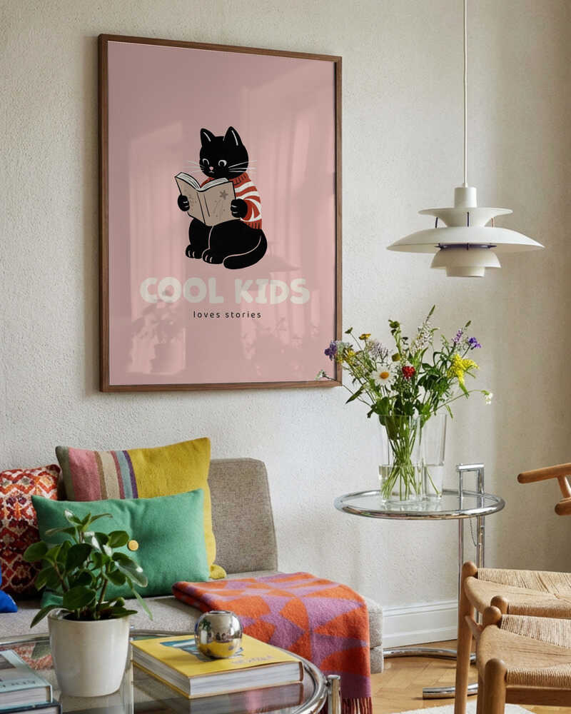 Cool Cat Loves Stories