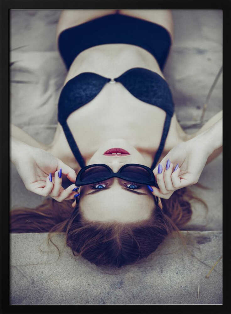 Blue Eyes Red Lips