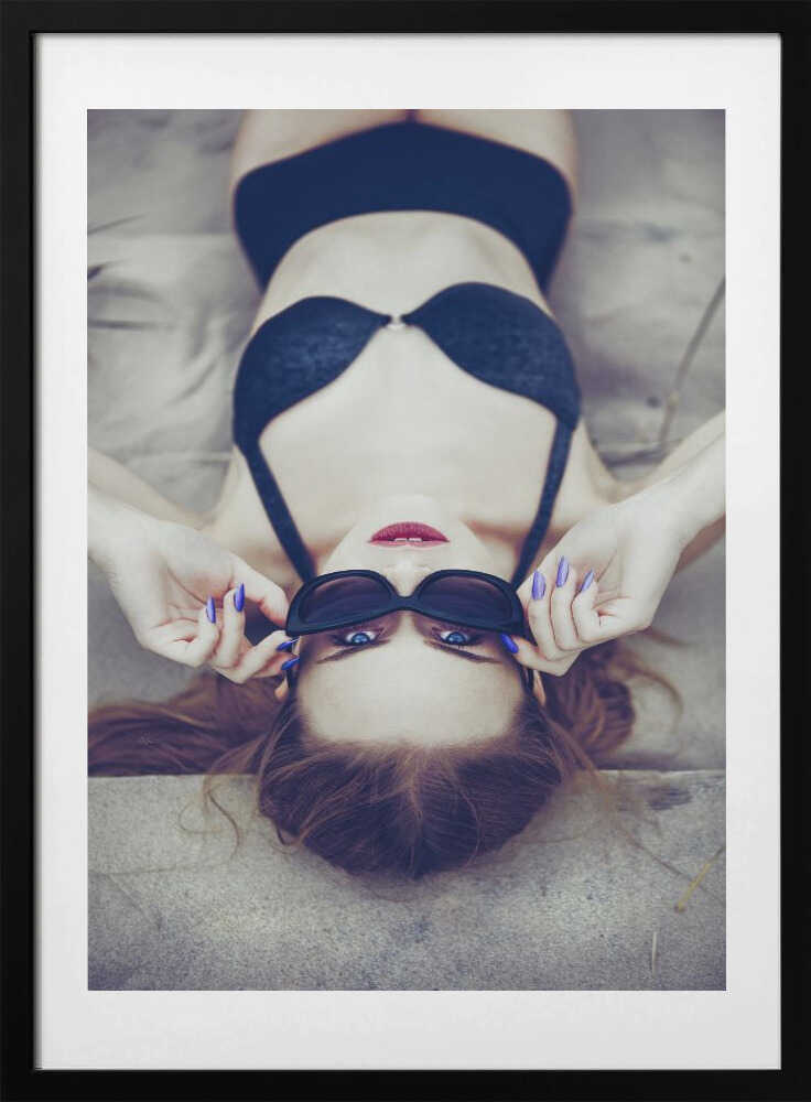 Blue Eyes Red Lips
