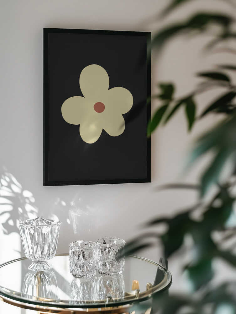 Minimal Cream Bloom