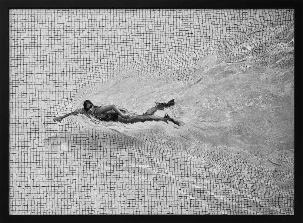 Dynamic Pool Swimmer