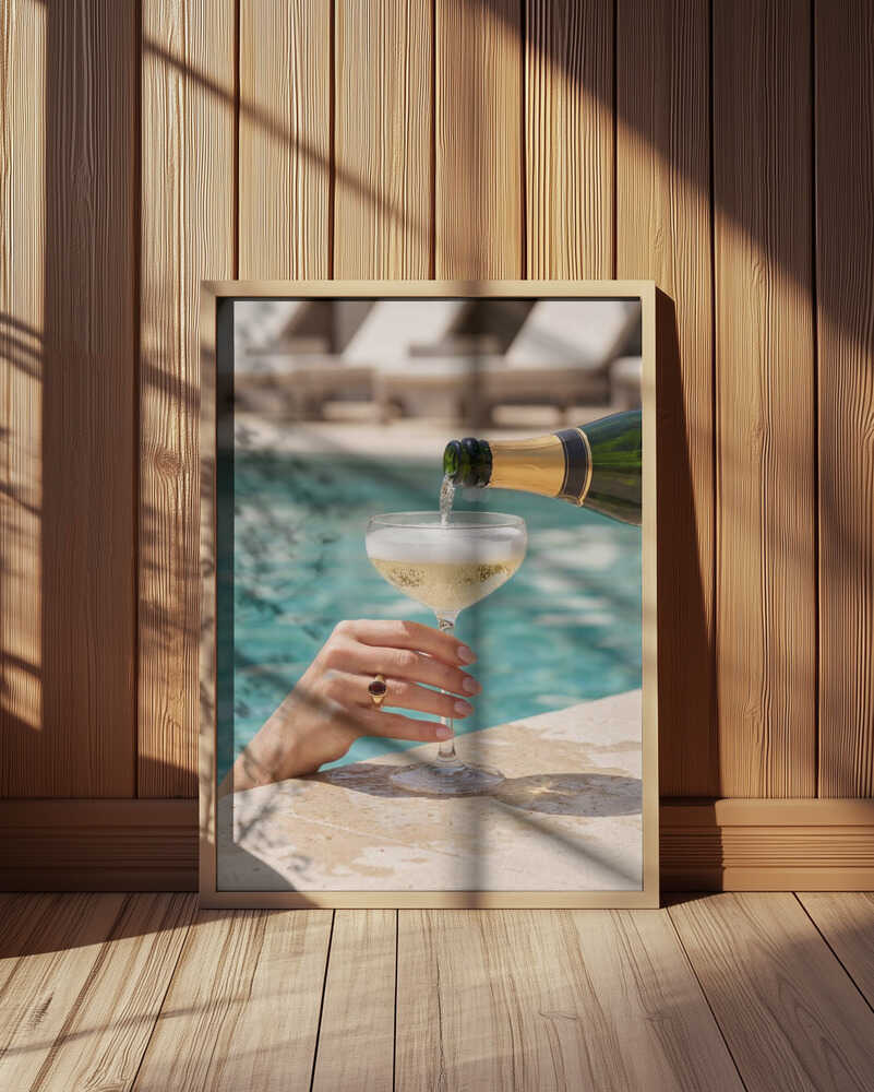 Luxury Poolside Champagne