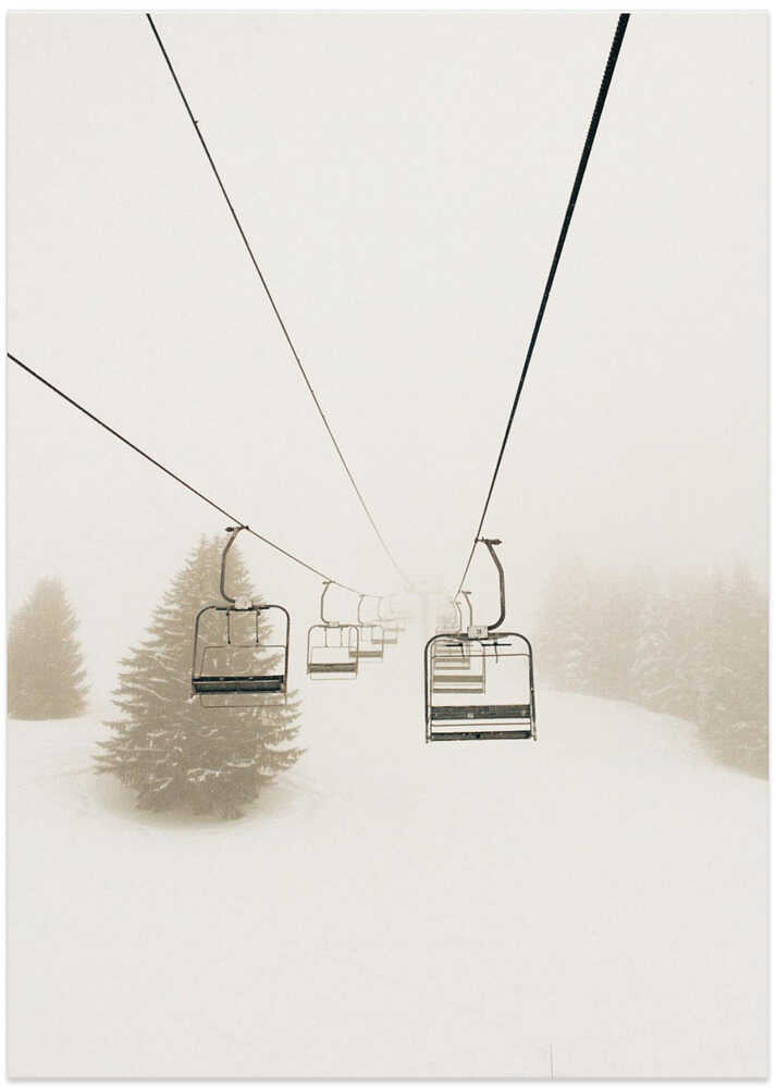 Sessellift im Nebel