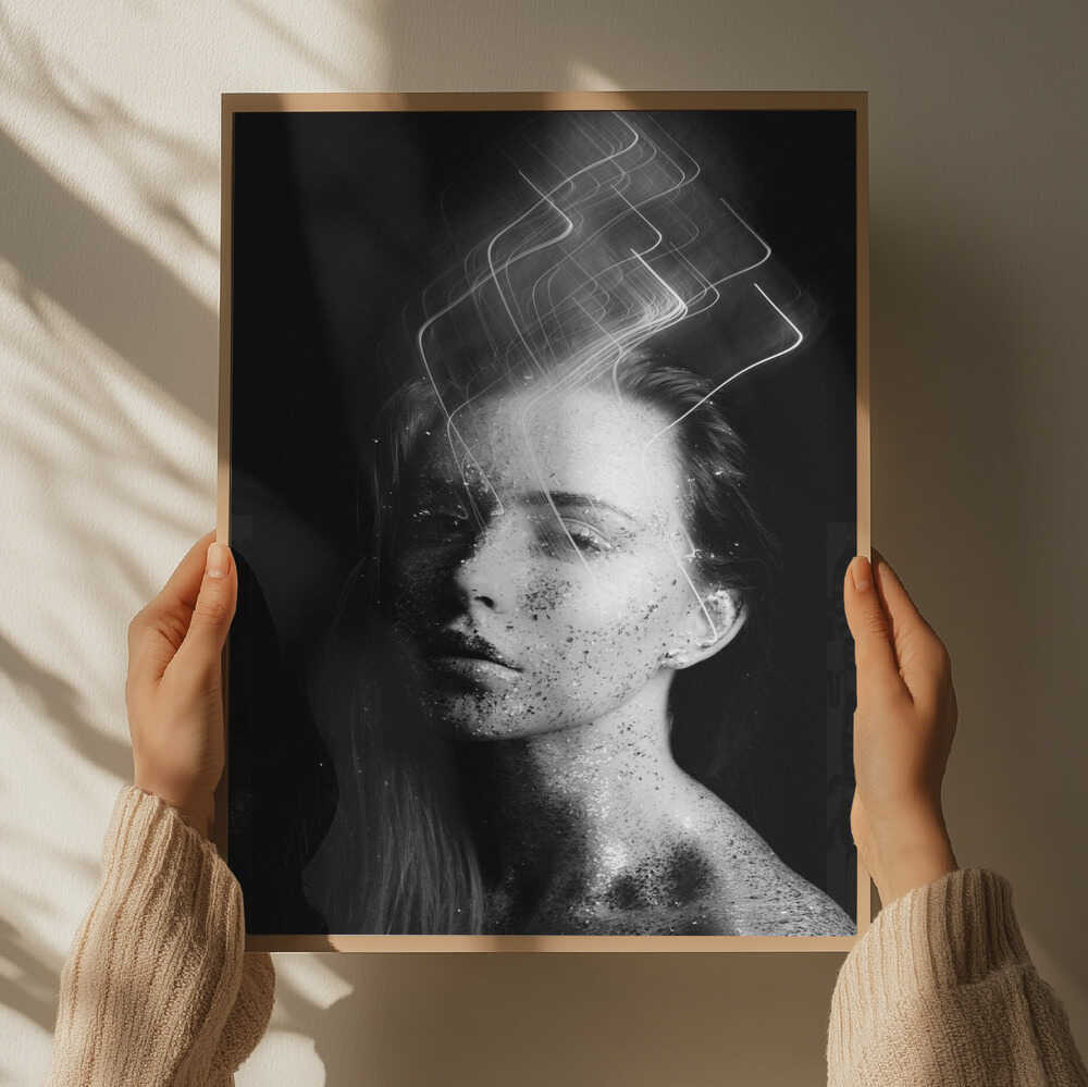 Ethereal Glitter Woman