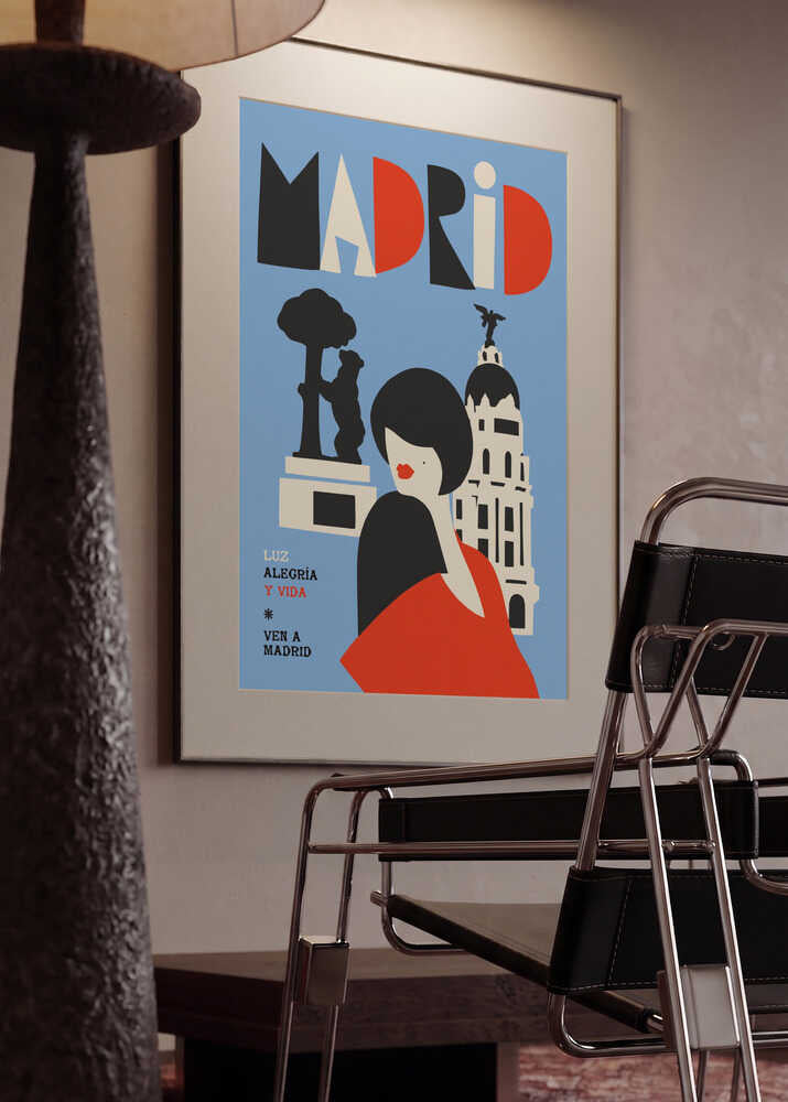 Retro Madrid City Woman